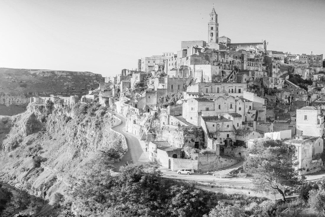 the old city of Matera (Sassi di Matera) in beautiful golden morning light at sunrise, Basilicata, southern Italy 2000pc PuzzleBlack and White