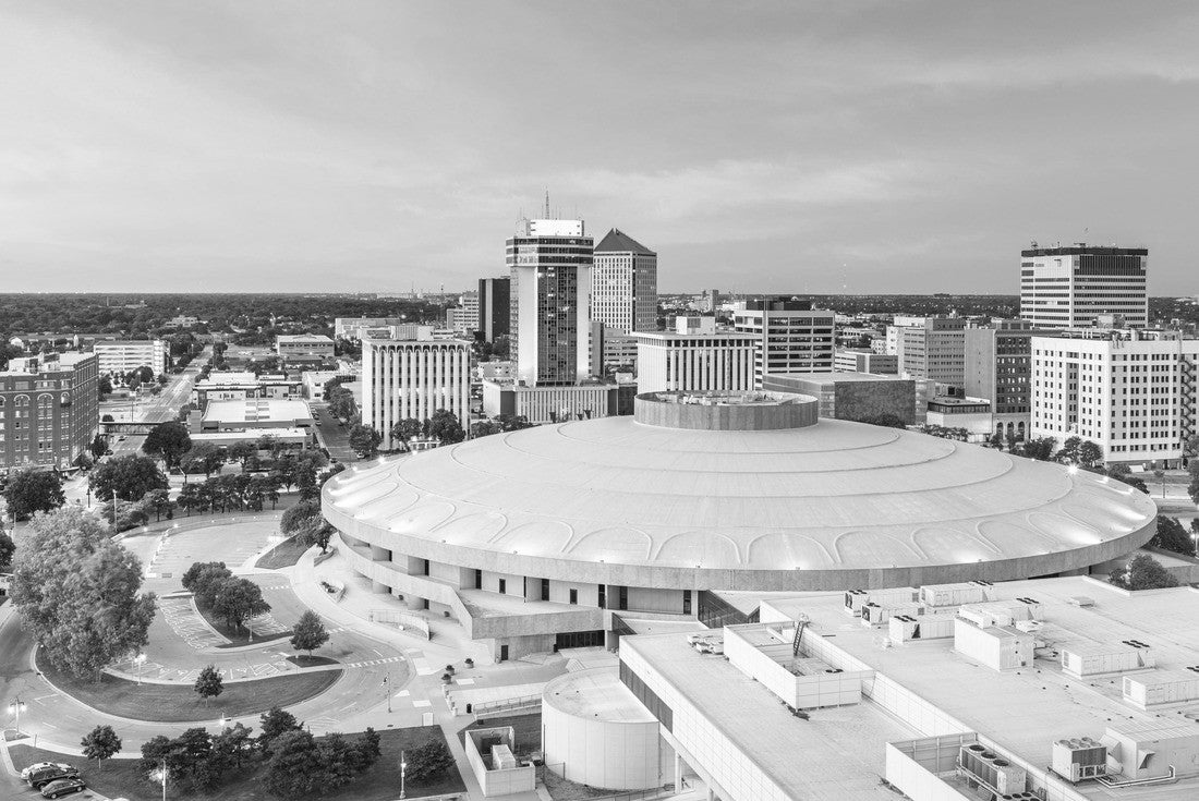 Wichita, Kansas, USA downtown skyline at dusk 2000pc PuzzleBlack and White