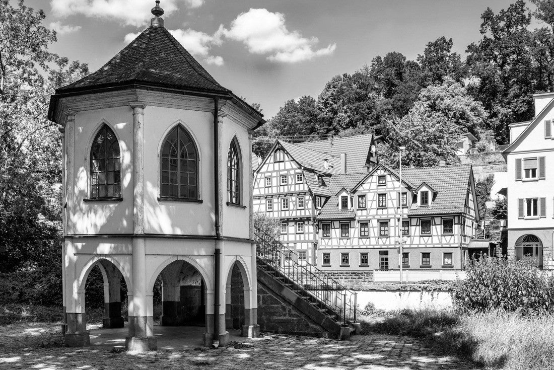 Pavilion and half-timbered houses on the Nagold shore in Calw city, Black Forrest 2000pc PuzzleBlack and White