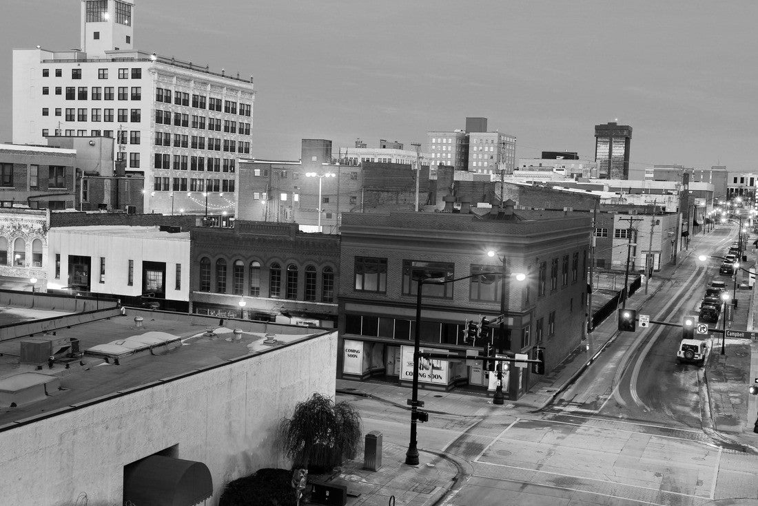 Street scene and buildings at night in downtown Springfield, Missouri 2000pc PuzzleBlack and White