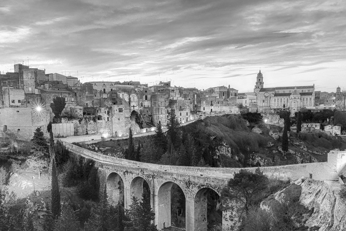 Gravina in Puglia old town, bridge and canyon at sunrise. the old town of Gravina in Puglia, Puglia, Italy 2000pc PuzzleBlack and White