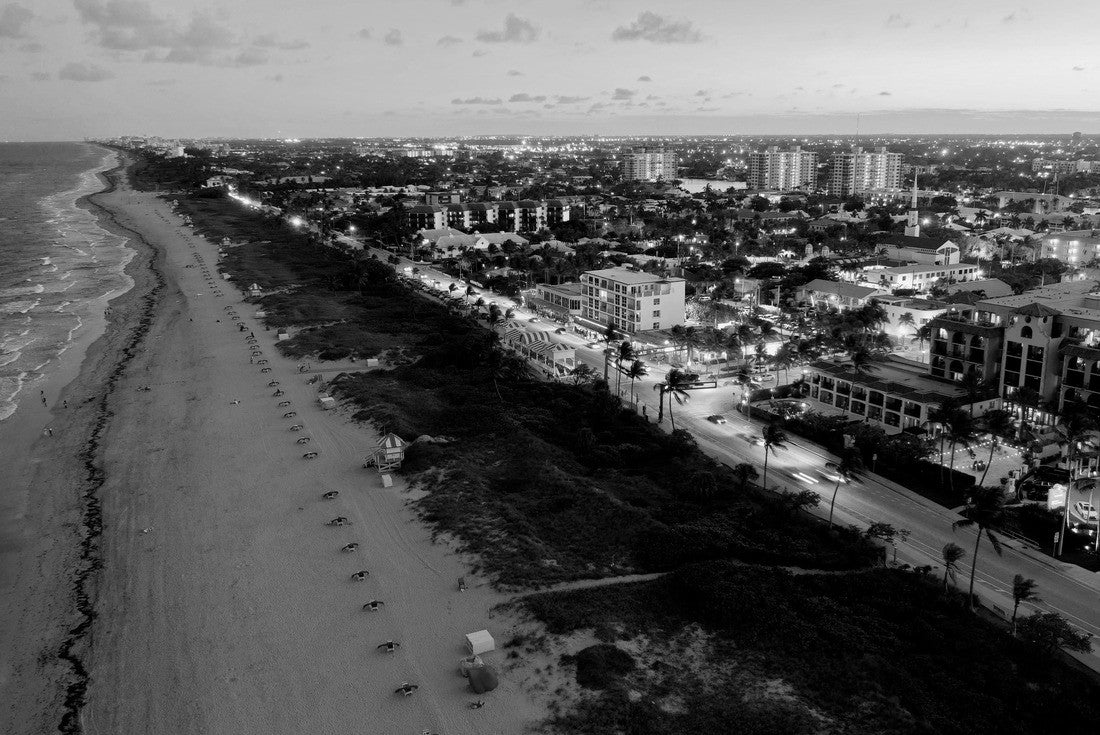 Delray Beach Florida, Beach strip at night 2000pc PuzzleBlack and White