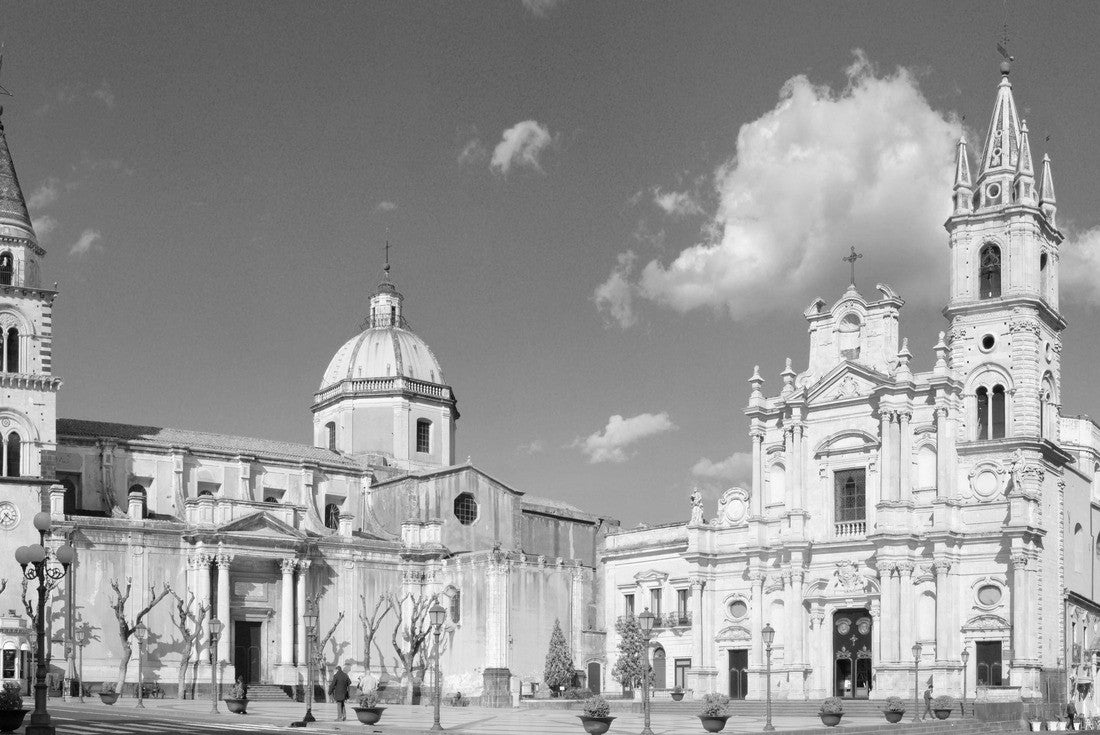 Noah Jigsaw Puzzle Acireale - The Duomo (Maria Santissima Annunziata) and the church Basilica dei Santi Pietro e Paolo in black white 2000 pieces