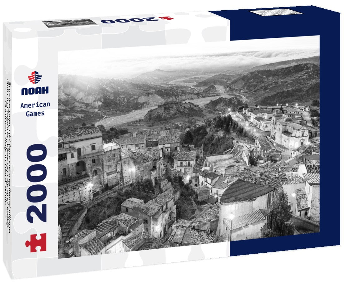 Sunrise over old famous medieval village Stilo in Calabria. View on city and valley. Southern Italy 2000pc PuzzleBlack and White