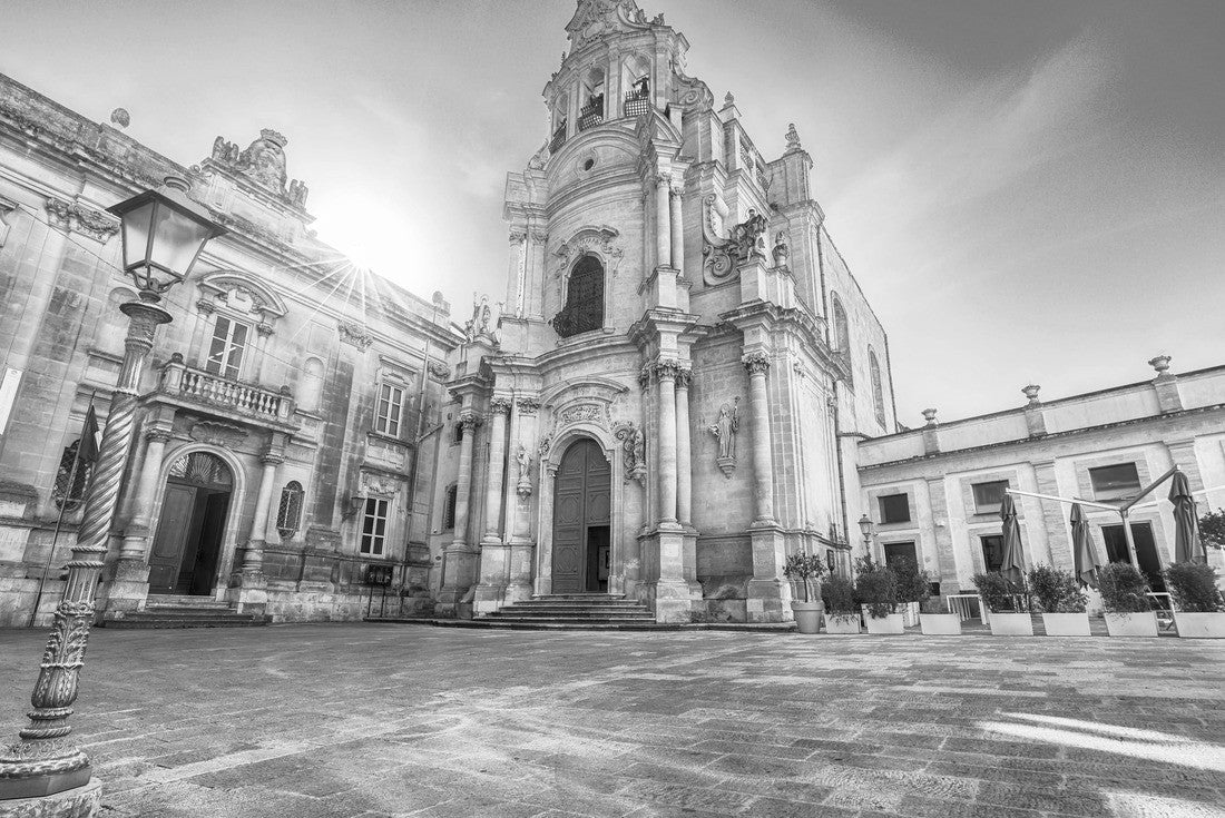 Architectural details of the church San Giuseppe. Historic center built in the late baroque style. Ragusa, Sicily, Italy 2000pc PuzzleBlack and White