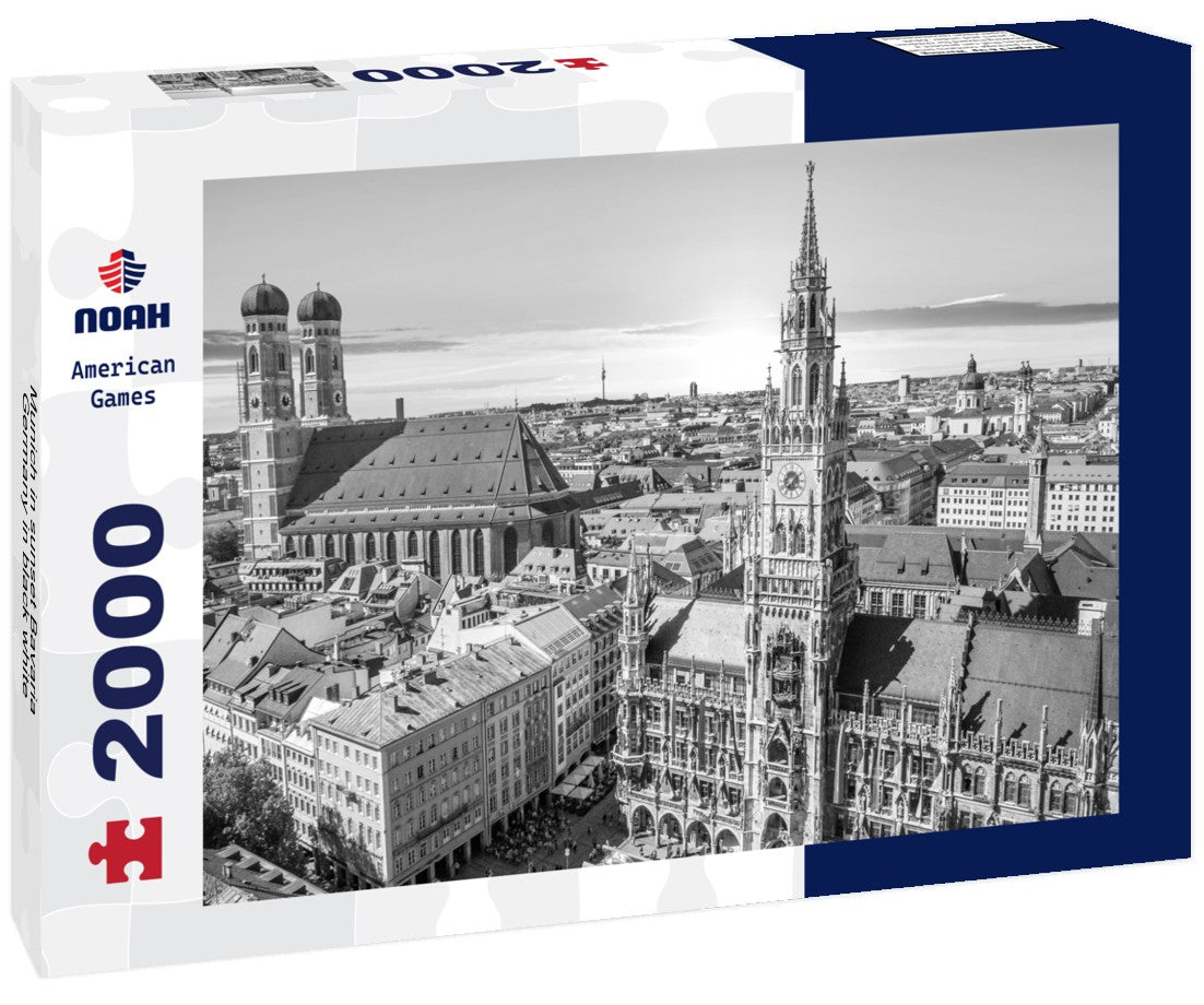 Munich in sunset Bavaria, Germany 2000pc PuzzleBlack and White