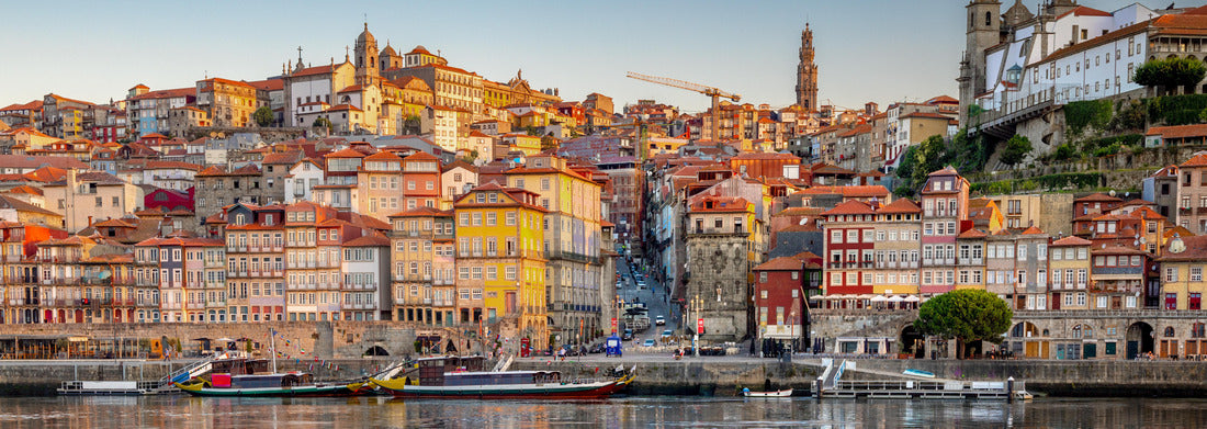 Noah Jigsaw PuzzleThe old town of Porto, Portugal, seen from the other side of the river Douro, Panorama 1000 Pieces