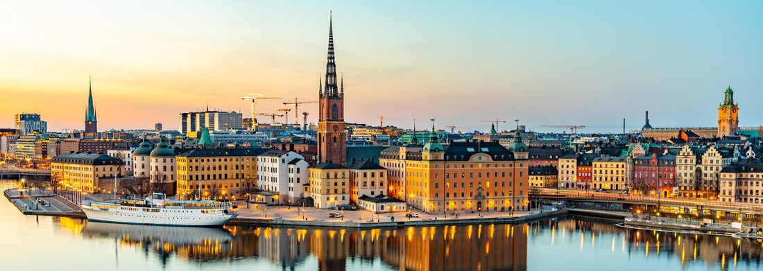 Sunset view of Gamla stan in Stockholm from Sodermalm Island, Sweden 1000pc Panoramic Puzzle