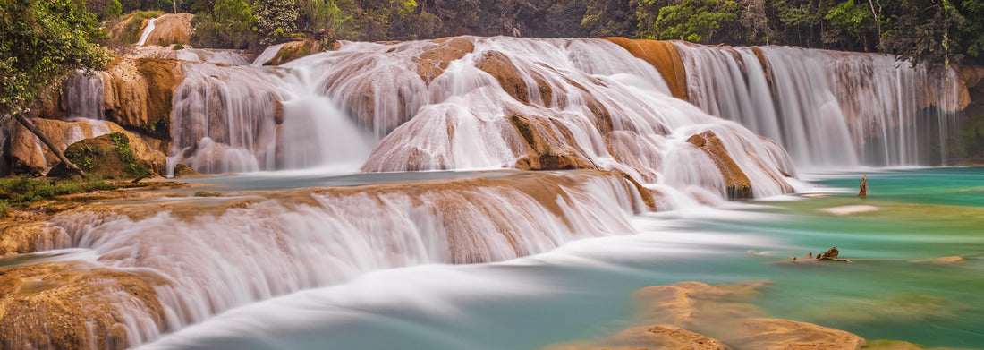 Noah Jigsaw PuzzleAgua Azul cascades and waterfalls in the tropical rainforest of the state of Chiapas near the city of Palenque, Mexico, Panorama 1000 Pieces