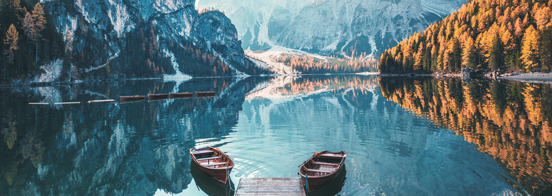 Noah Jigsaw PuzzleBoats on Lake Braies in the Dolomites, South Tyrol, Italy, Panorama 1000 Pieces