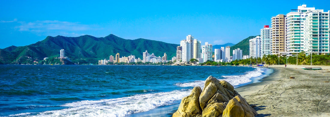 Noah Jigsaw Puzzle Beautiful Salguero beach in Santa Marta, Colombia, Panorama 1000 Pieces