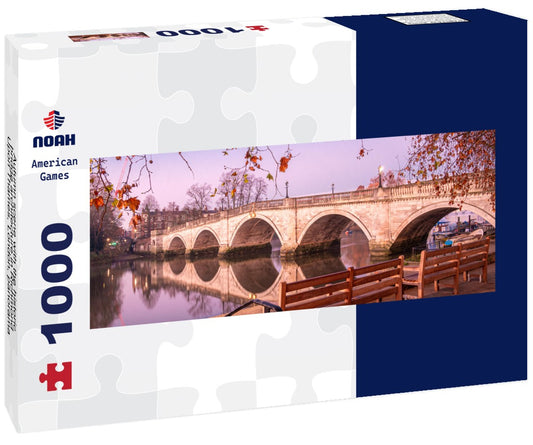 Noah Jigsaw Puzzle Autumn scene with the historic bridge architecture in Richmond Upon Thames, London, Panorama 1000 Pieces