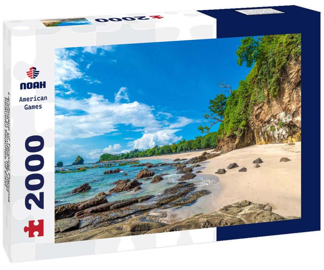 Landscape of Tanjung Papuma beach in Jember, the most beautiful beaches of East Java 2000pc Puzzle