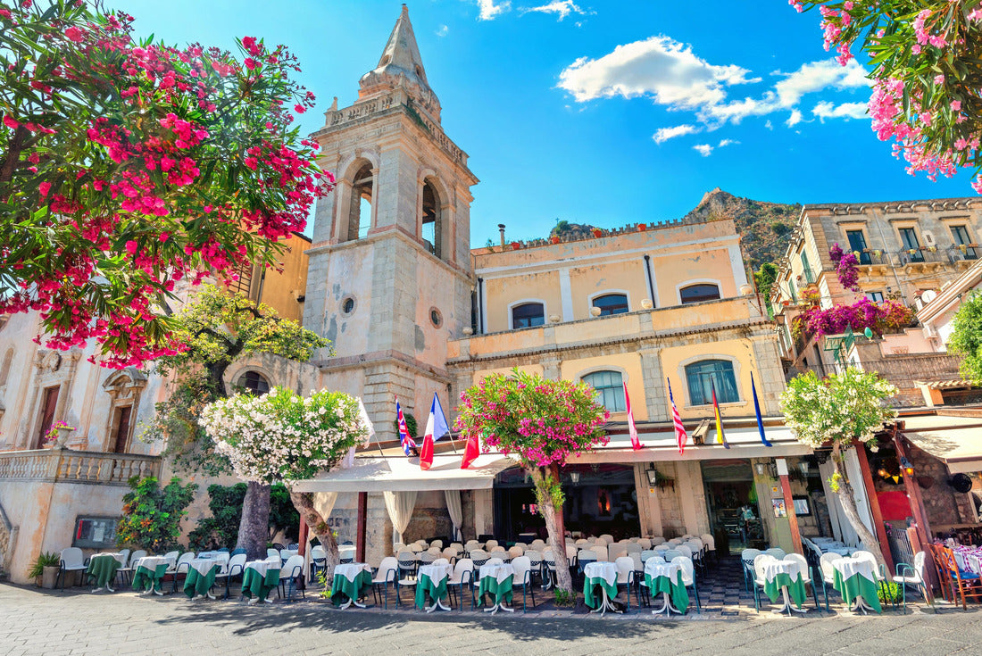 Picturesque view of the church San Giuseppe on the square IX Aprile in Taormina. Sicily, Italy 2000pc Puzzle