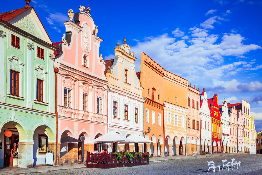 Telc, Czech Republic. Main Hradce Square of Telc with its famous 16th-century colorful houses, a UNESCO World Heritage Site, on a sunny day with blue sky and clouds, historical Moravia 2000pc Puzzle