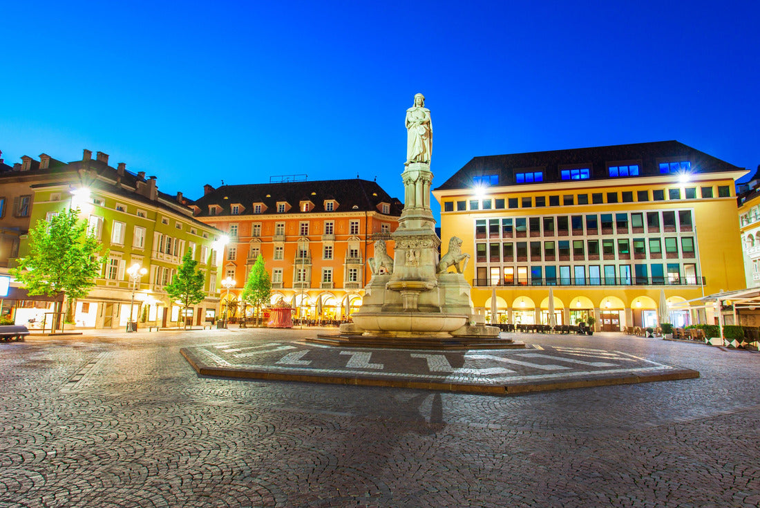 The Waltherplatz or Piazza Walther Von der Vogelweide is the main square in the city of Bolzano in South Tyrol, Italy 2000pc Puzzle