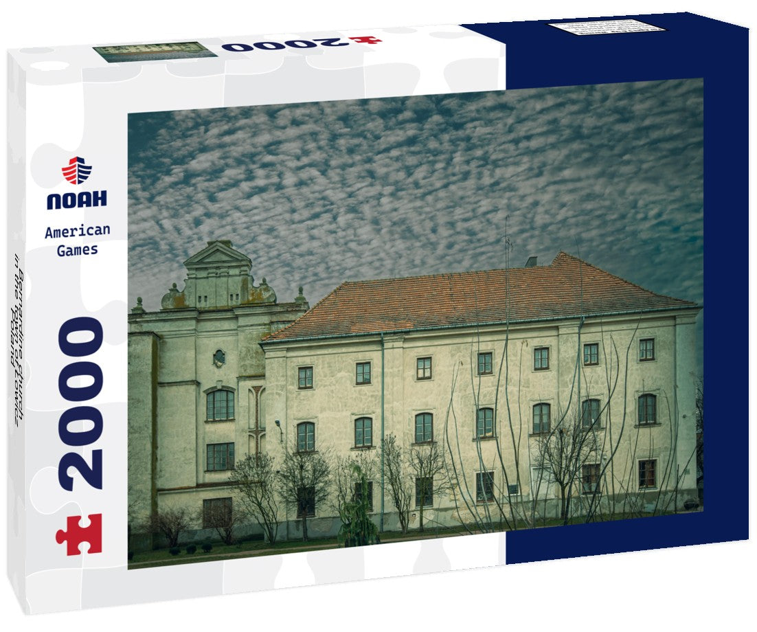 Bernardine church in the town of Lowicz, Poland 2000pc Puzzle