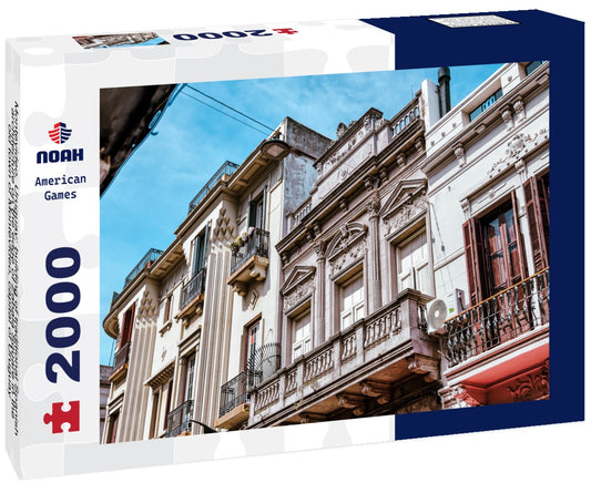 Noah Jigsaw Puzzle Montevideo, Uruguay: building of traditional Spanish architecture on the edge of Zabala Square in the old town of Montevideo, capital of Uruguay 2000 pieces
