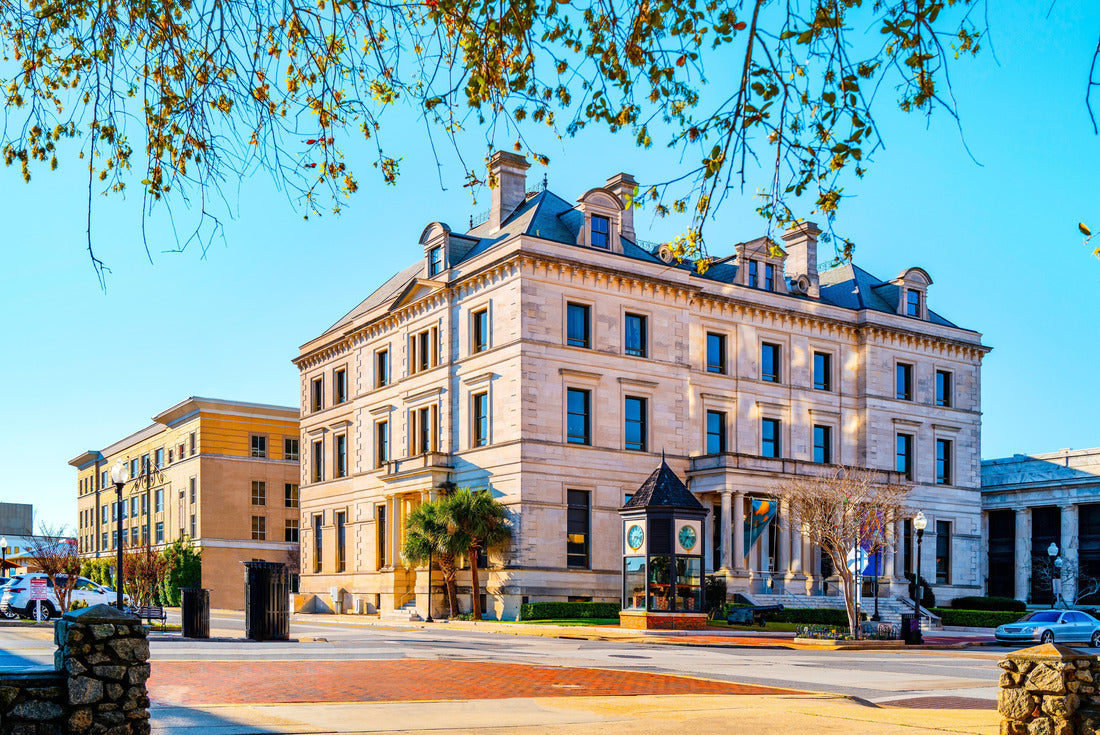 Noah Jigsaw Puzzle Pensacola City Skyline, downtown street and architectural landmarks, the winter scene of the historic Escambia County Courthouse buildings in Florida, USA 2000 pieces