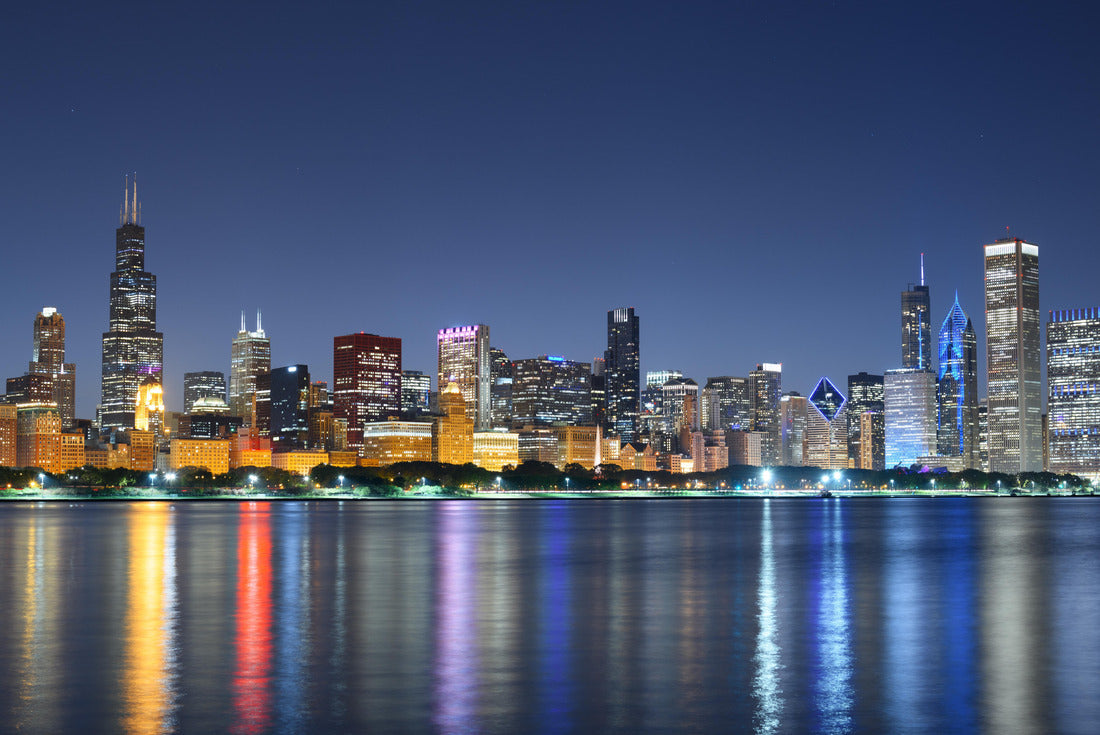 Chicago, Illinois, USA Downtown skyline from Lake Michigan at dusk 2000pc Puzzle