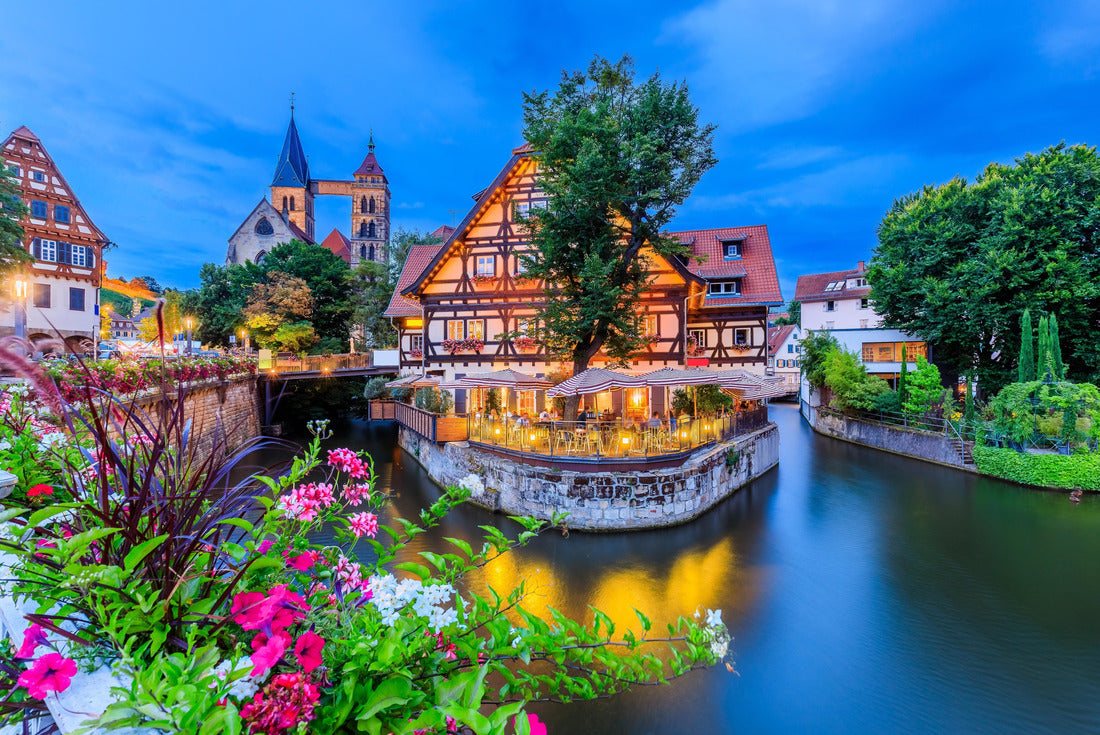 Esslingen am Neckar, Germany. Cityscape of the medieval town and river Neckar at dusk 2000pc Puzzle