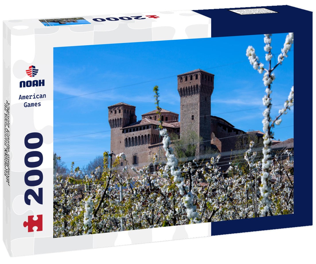 Vignola Castle medieval fortress Kirschstadt with its blossoms Modena 2000pc Puzzle