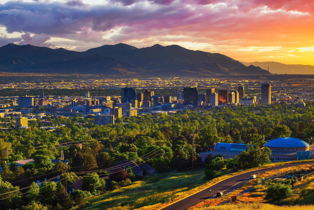 Noah Jigsaw Puzzle Salt Lake City skyline at sunset with Wasatch Mountains in the background, Utah, USA 2000 pieces