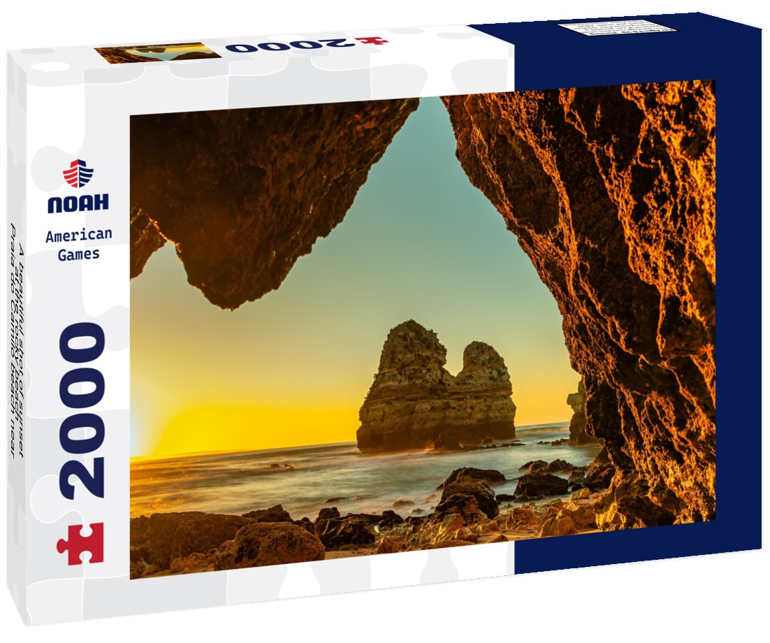 A beautiful shot of sunset at the rocky beach - Praia do Camilo beach near Lagos, Algarve, Portugal 2000pc Puzzle