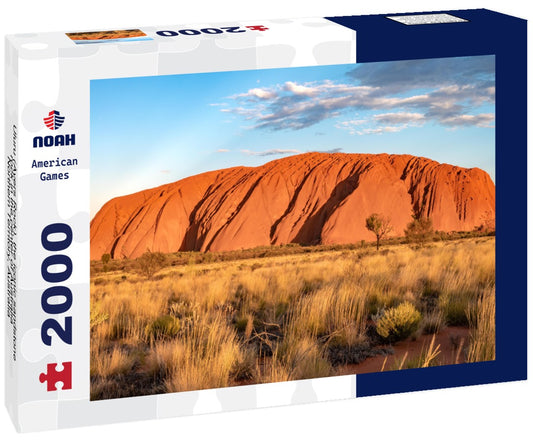 Noah Jigsaw Puzzle Uluru (Ayers Rock), the iconic sandstone rock in the center of Australia, Northern Territory, Australia 2000 pieces