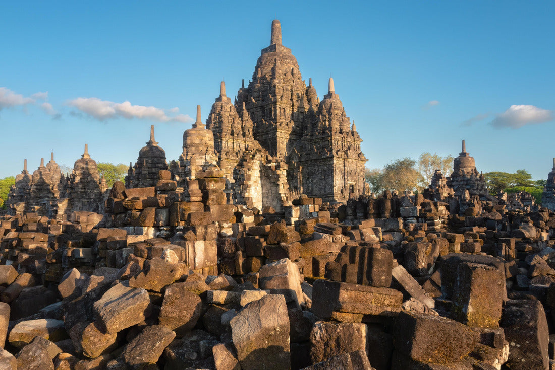 Noah Jigsaw Puzzle Ancient temple ruins of Sewu (candi sewu), an eighth century Mahayana Buddhist temple complex, north of Prambanan, Central Java, Indonesia 2000 pieces