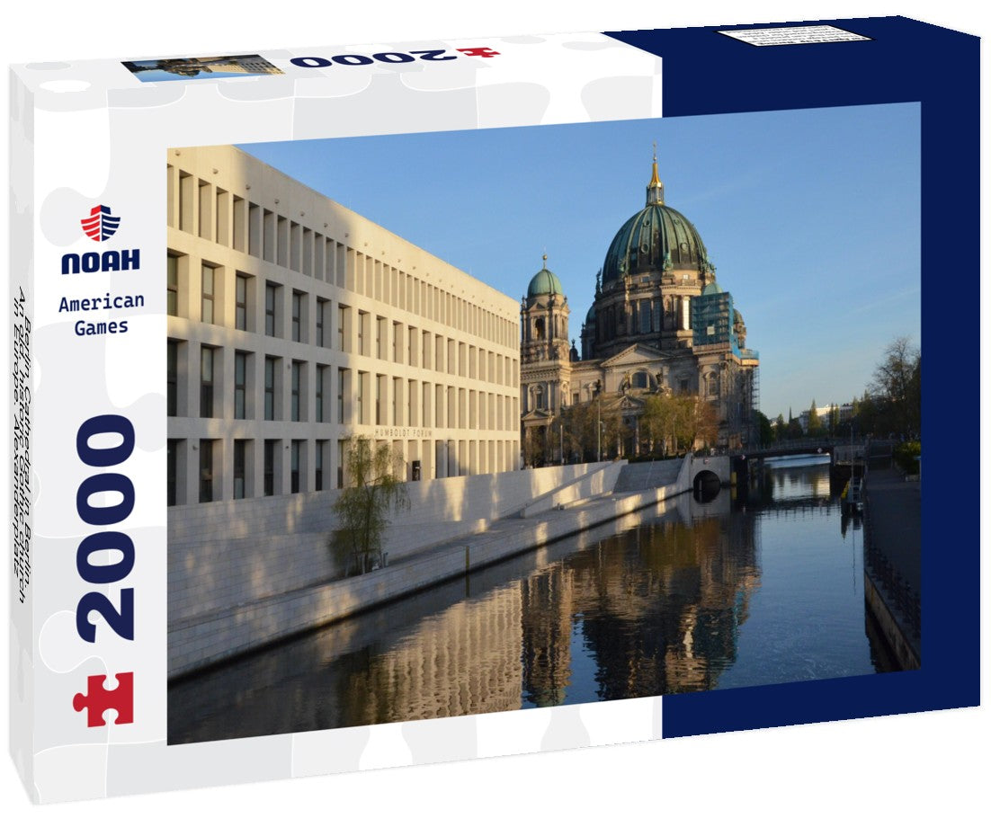 Berlin Cathedral in Berlin. An old, historic Gothic church in Europe. Alexanderplatz, Berlin 2000pc Puzzle
