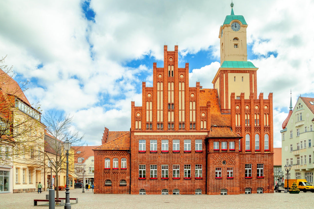 Town hall of Wittstock Dosse, Germany 2000pc Puzzle