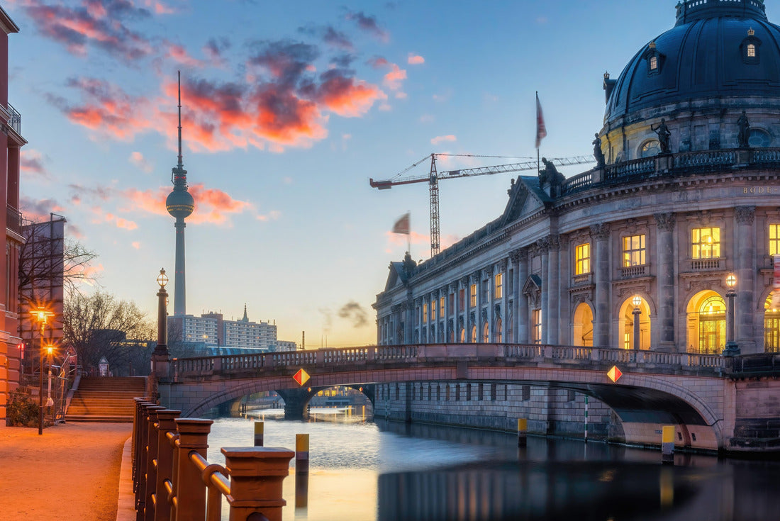 Noah Jigsaw Puzzle Museum Island on the Spree and TV tower in the background at sunrise, Berlin, Germany 2000 pieces