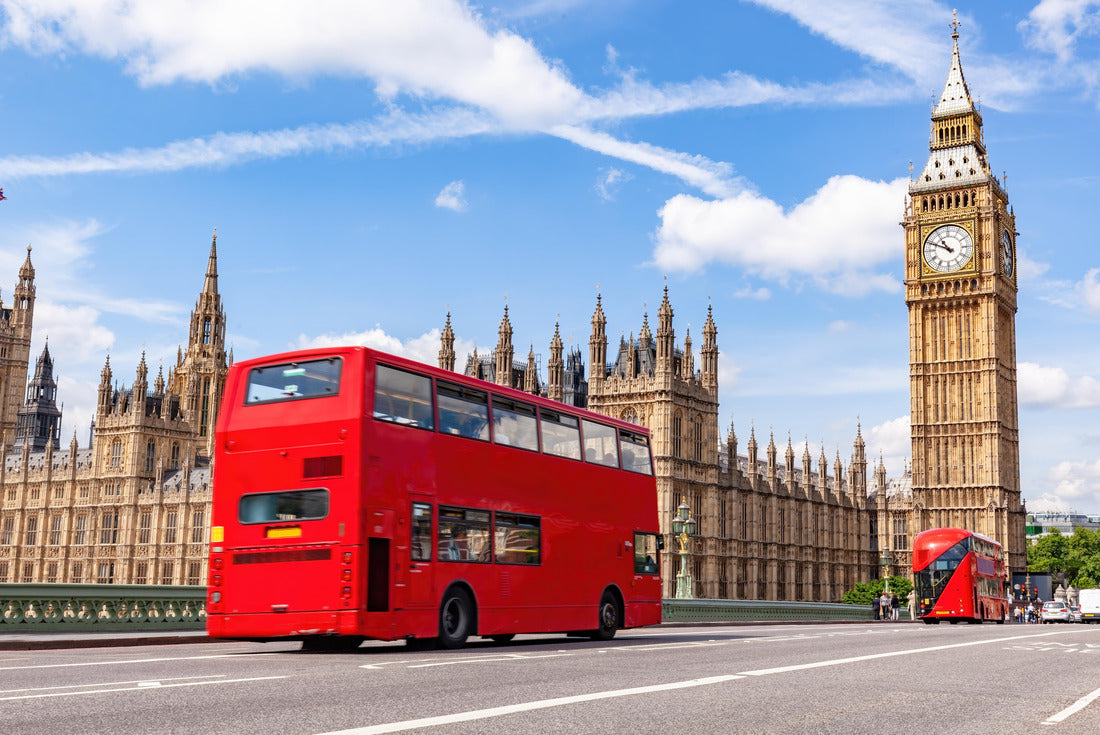 Red bus on Westminster bridge next to Big Ben in London, the UK 2000pc Puzzle