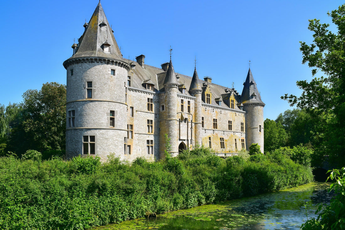 Castle Fallais on the Mehaigne river. Medieval fortress designed as a square with round corner towers at each angle. Braives, Liège, Wallonia, Belgium, Europe 2000pc Puzzle