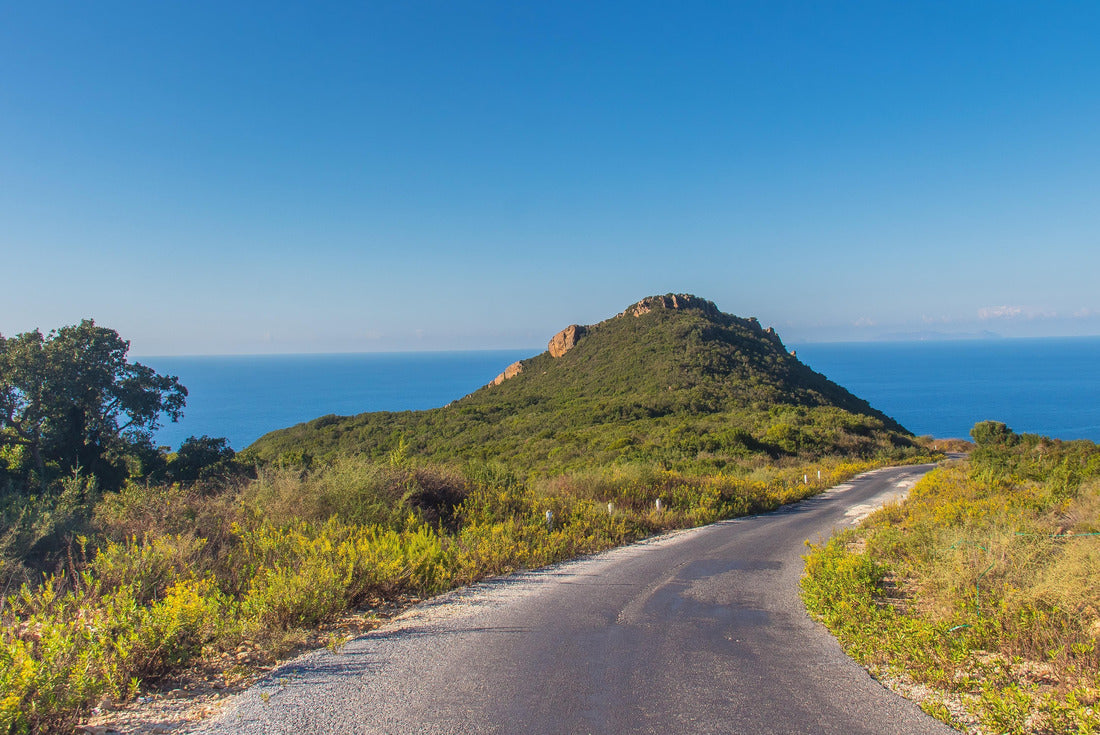 The natural paradise of Cap Negro, where sea, forest and mountains converge in northwestern Tunisia 2000pc Puzzle