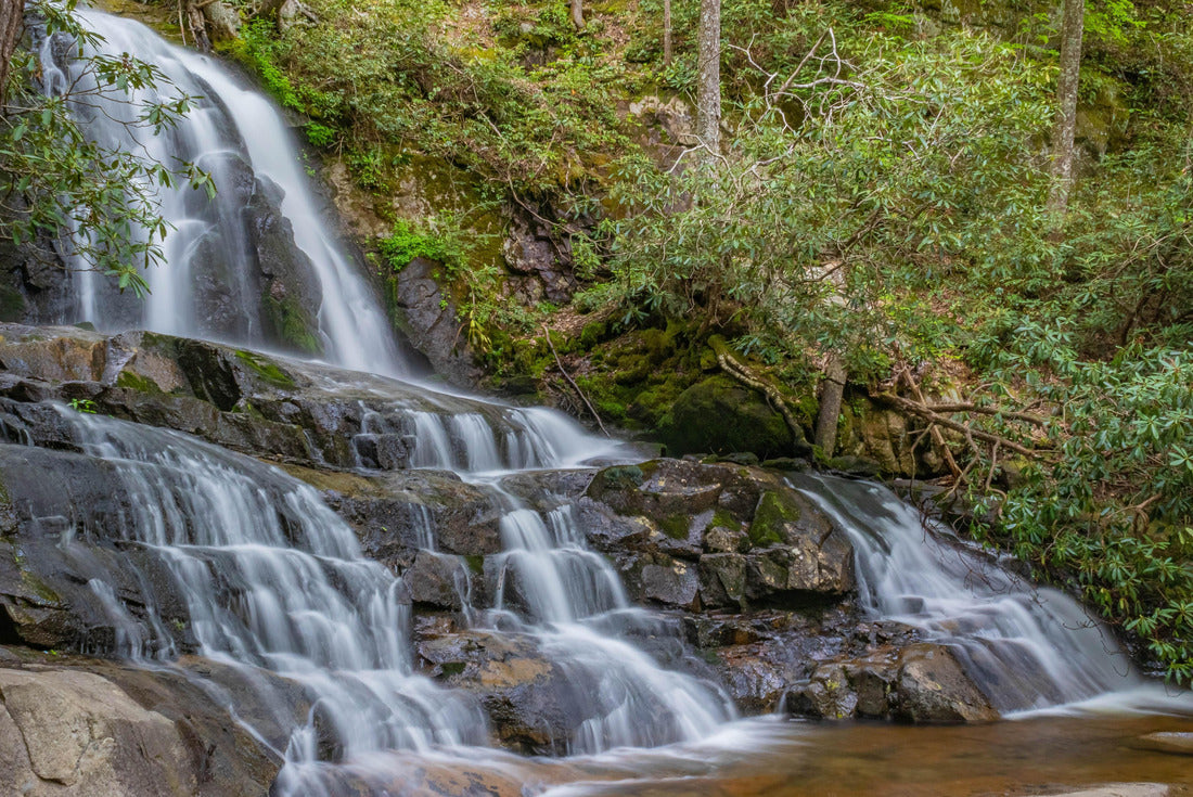 Noah Jigsaw Puzzle Waterfall Laurel Falls in Great Smoky Mountains National Park 2000 pieces