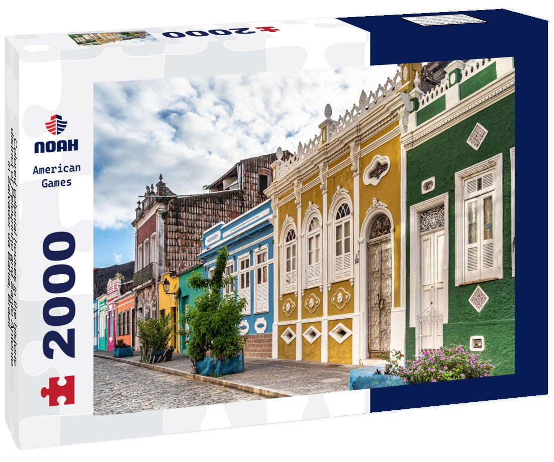 Colored colonial houses in the historic district of Pelourinho and Santo Antonio in Salvador da Bahia, Brazil 2000pc Puzzle