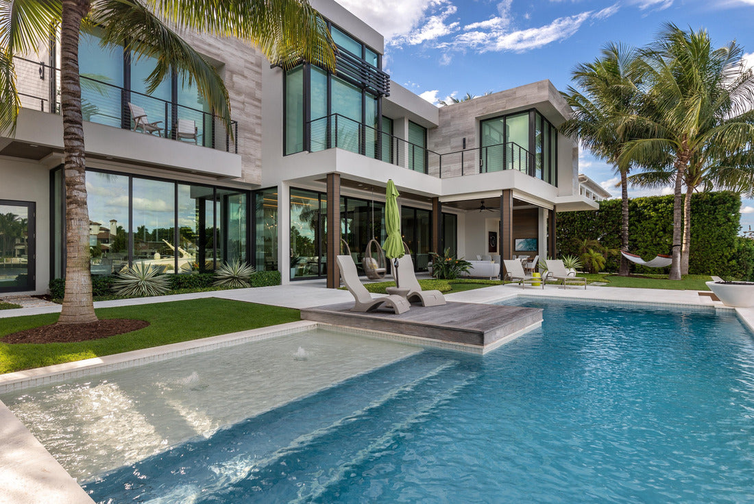 Florida, USA. Modern building with swimming pool, trees, chairs 2000pc Puzzle