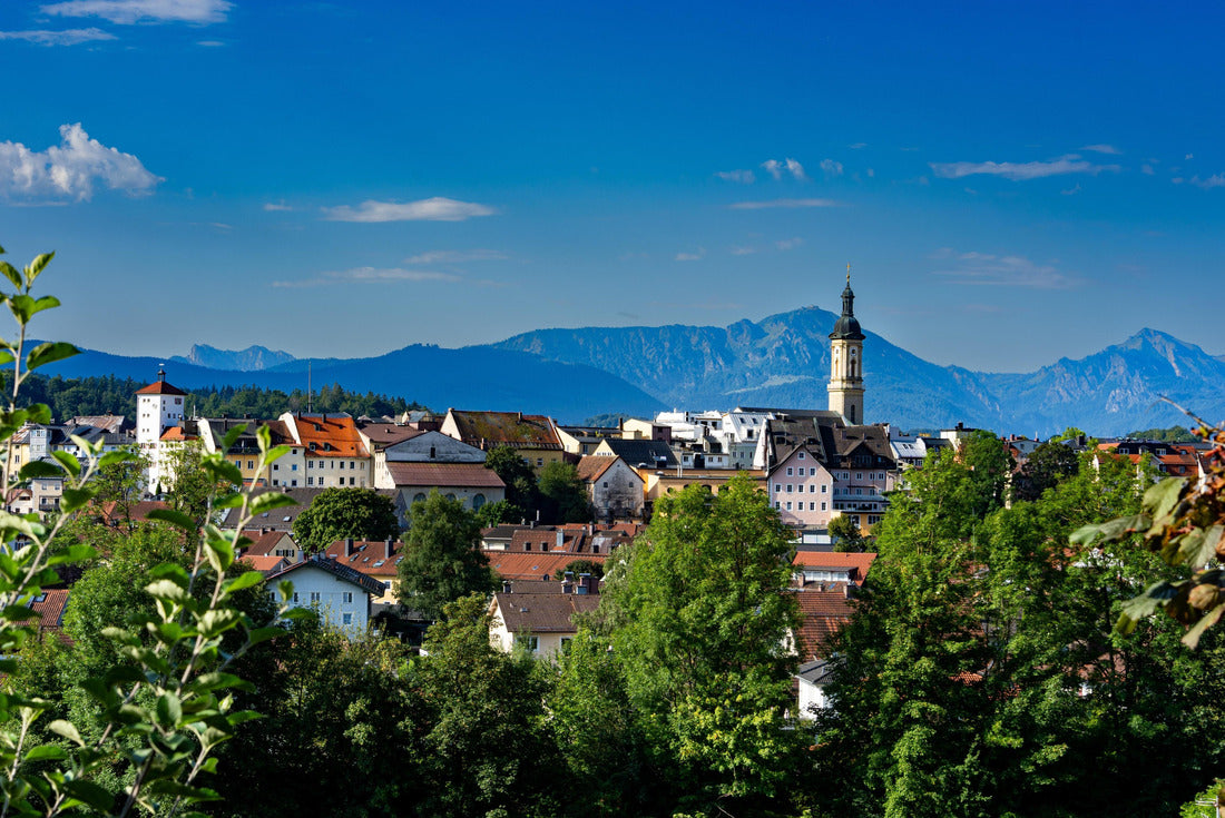 Over the rooftops of the town of Traunstein in Bavaria, with a view of the historic town church dating from 1342. 2000pc Puzzle