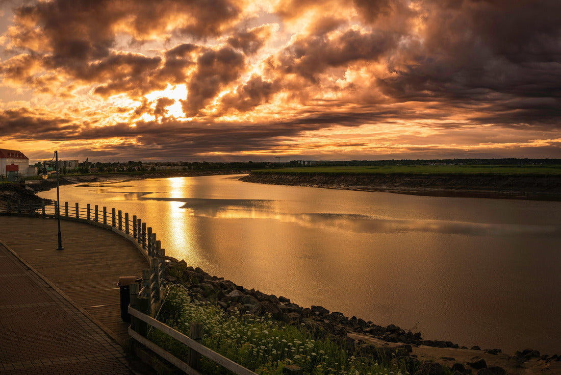 Petitcodiac River with dramatic sunrise cloudscape in Bore Park or Parc Bore Riverfront Walk, a popular place to watch the tides in Moncton, New Brunswick, Canada 2000pc Puzzle