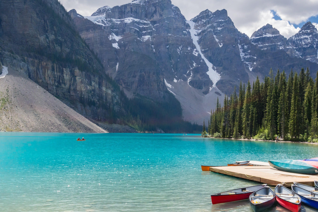 Kayaks at Moraine Lake, Banff National Park 2000pc Puzzle