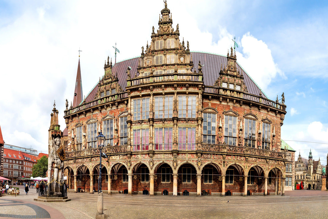 Marketplace with the town hall, Roland statue a parliament house in the old town of the Hanseatic city of Bremen, Germany 2000pc Puzzle
