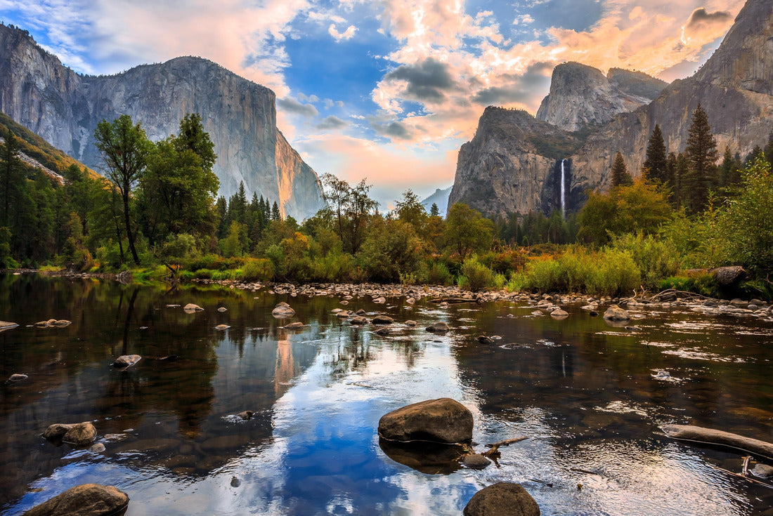 Beautiful Cloudy Sunrise on Yosemite Valley View, Yosemite National Park, California 2000pc Puzzle