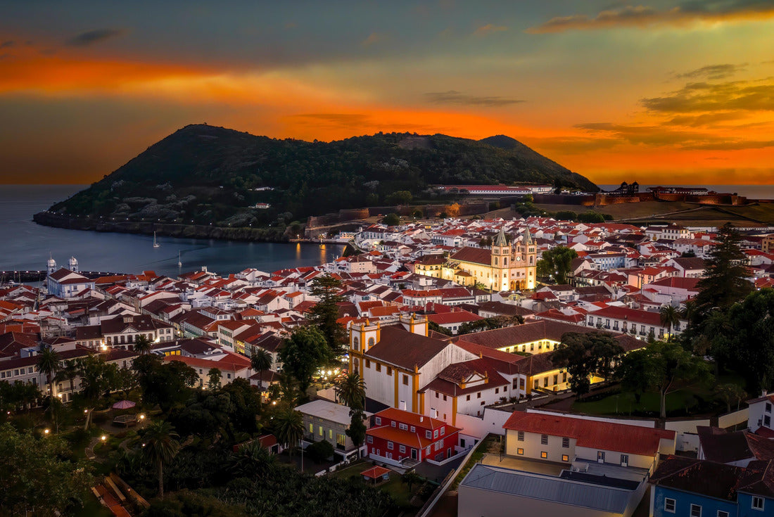 Night view of the city of Angra do Hróismo on Terceira Island in the Azores 2000pc Puzzle