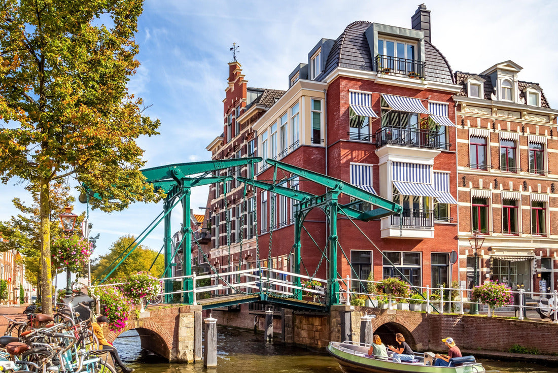 Historical city of Leiden, Netherlands 2000pc Puzzle