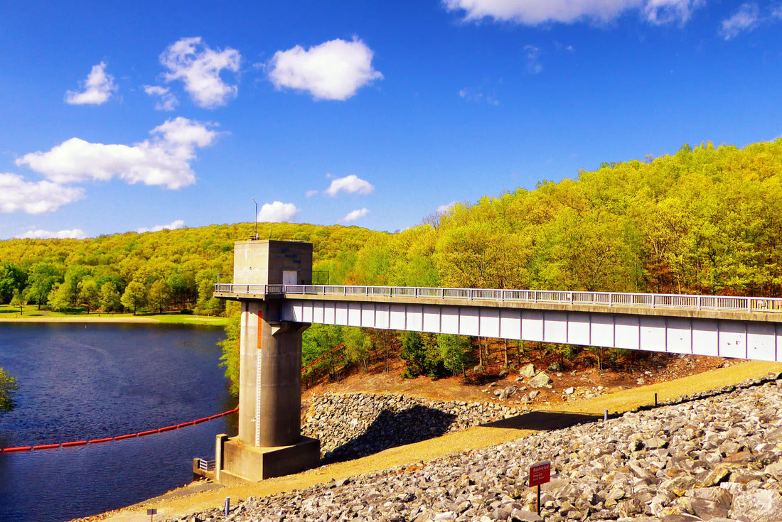 The lake side of Hop Brook Dam in Naugatuck connecticut on a sunny blue sky day 2000pc Puzzle