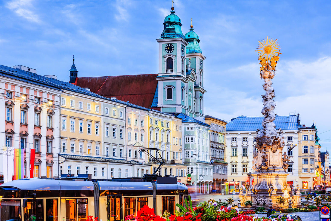 Linz, Austria. Holy Trinity Column at Hauptplatz (Main Square) 2000pc Puzzle
