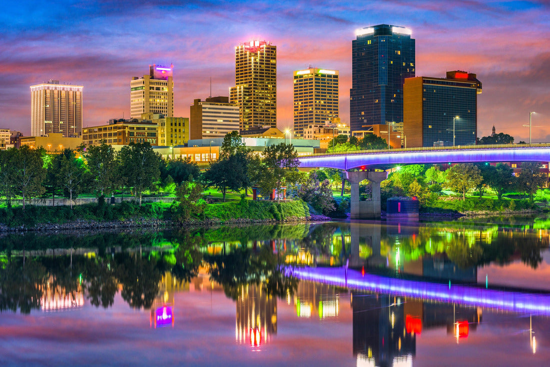 Little Rock, Arkansas, USA skyline in the city center on the Arkansas River 2000pc Puzzle