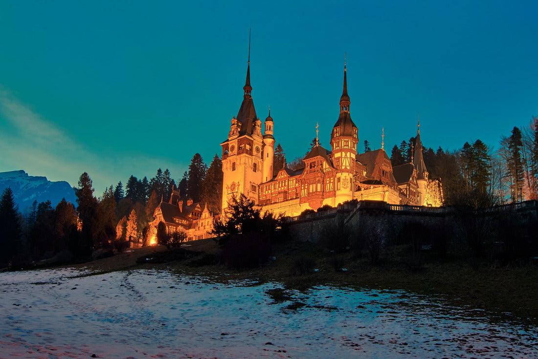 Sinaia, Romania. Peles Castle, romanian kings summer residence in Carpathian Mountains 2000pc Puzzle